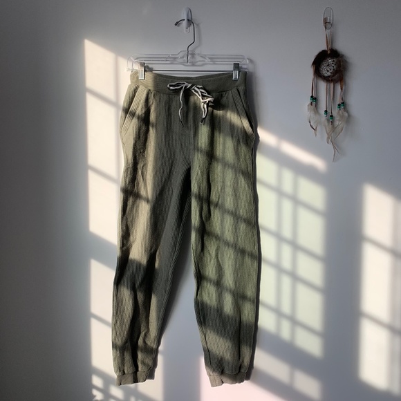 aerie Pants - Aerie Green Ribbed Sweat Pant Joggers
